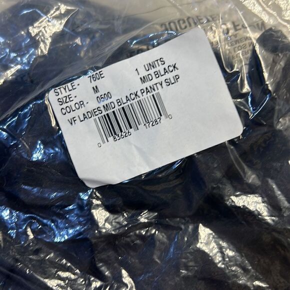 Vanity Fair Sleek and Smooth Slip Short 12760E - Picture 4 of 4